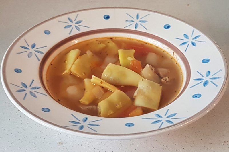 Juha s stročjim fižolom in mesom